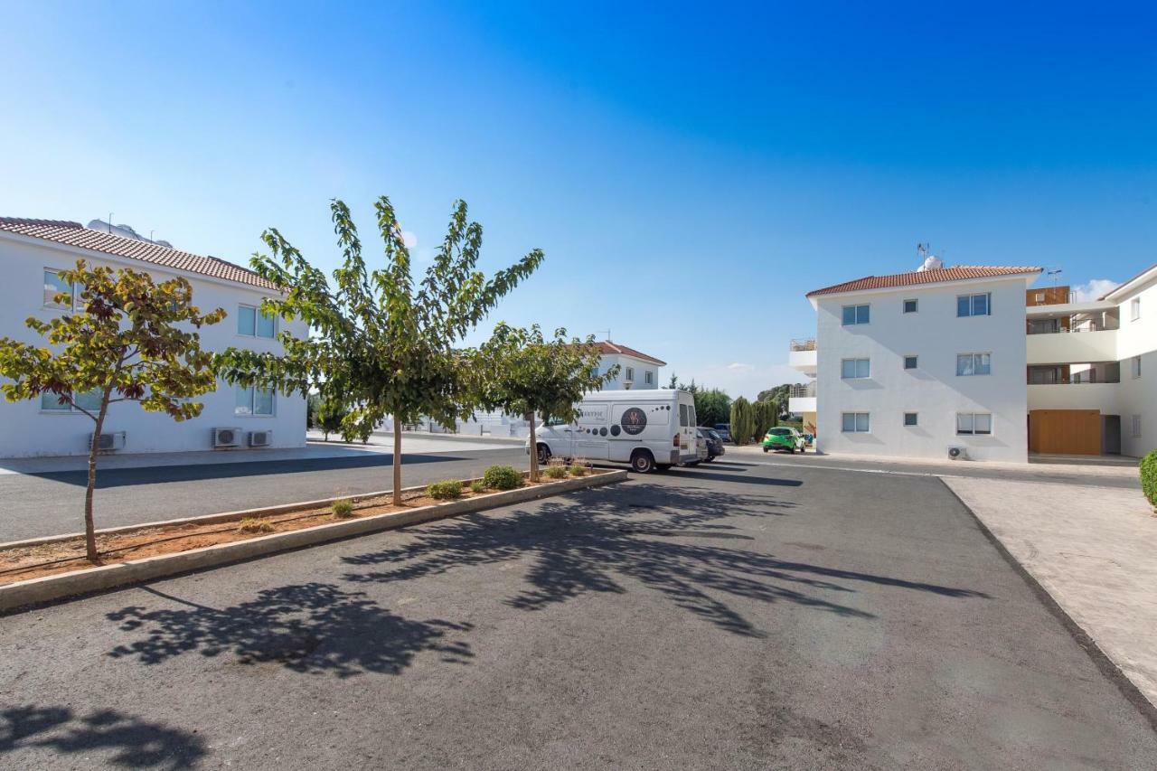 Mythical Sands Apartments プロタラス エクステリア 写真